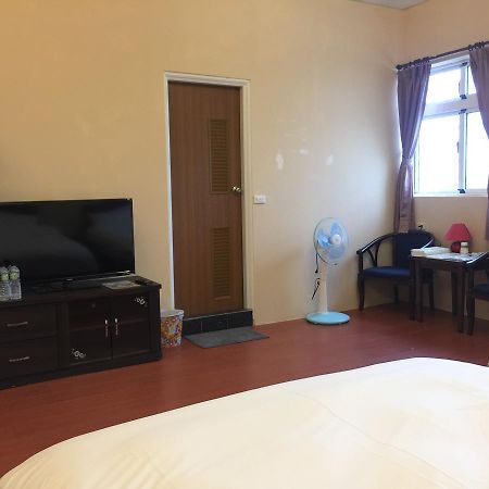 East First B&B Taitung Екстериор снимка